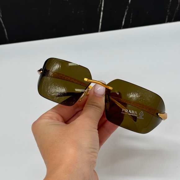 NEW PR A55S 15N01T PRADA GOLD GREEN RIMLESS SPR A55 15N01T WOMEN SUNGLASSES - Picture 10 of 13